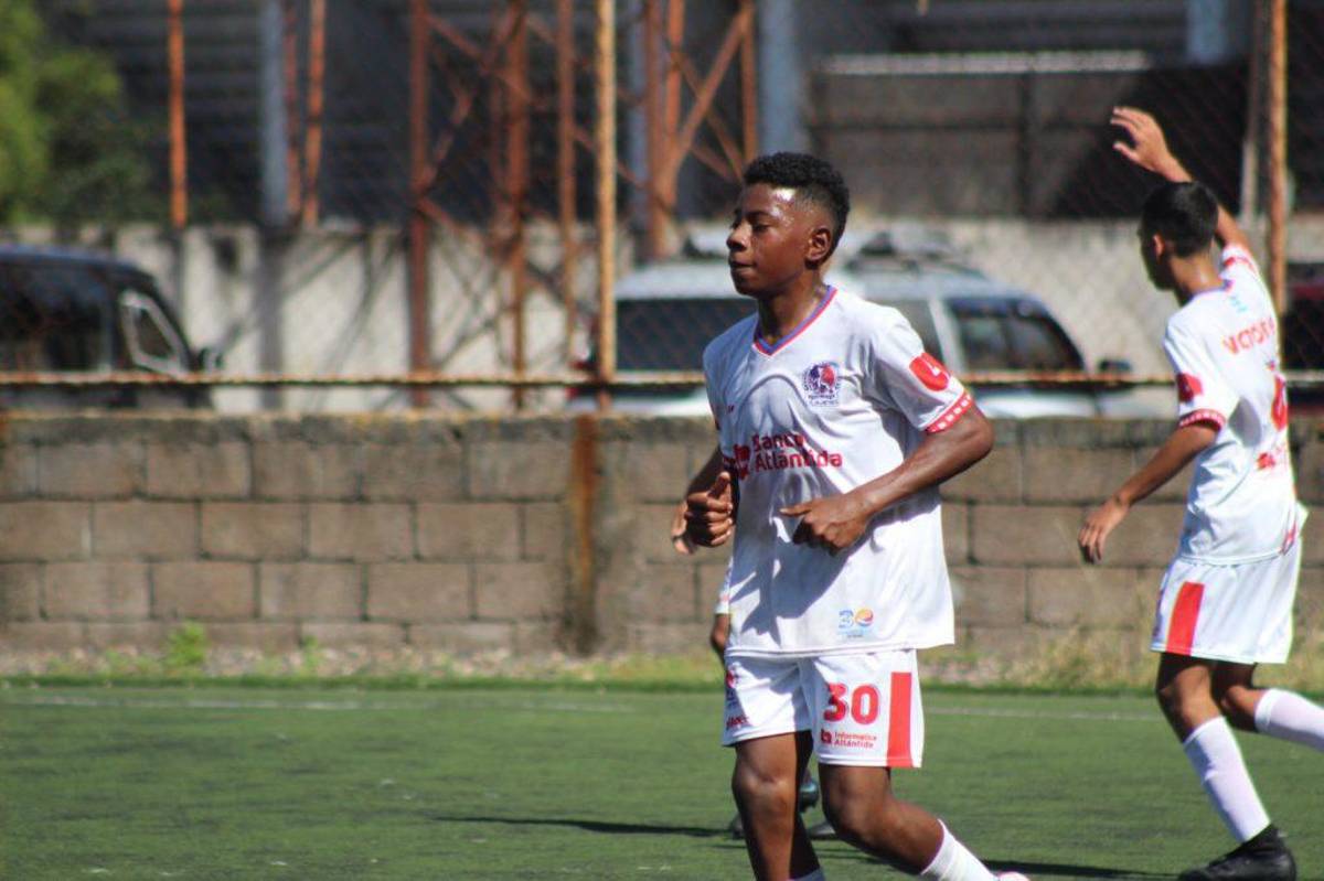 ¿Real Madrid o Barcelona? ¿Messi o Cristiano Ronaldo? Los detalles desconocidos de la vida de Dereck Moncada, la perla del Olimpia