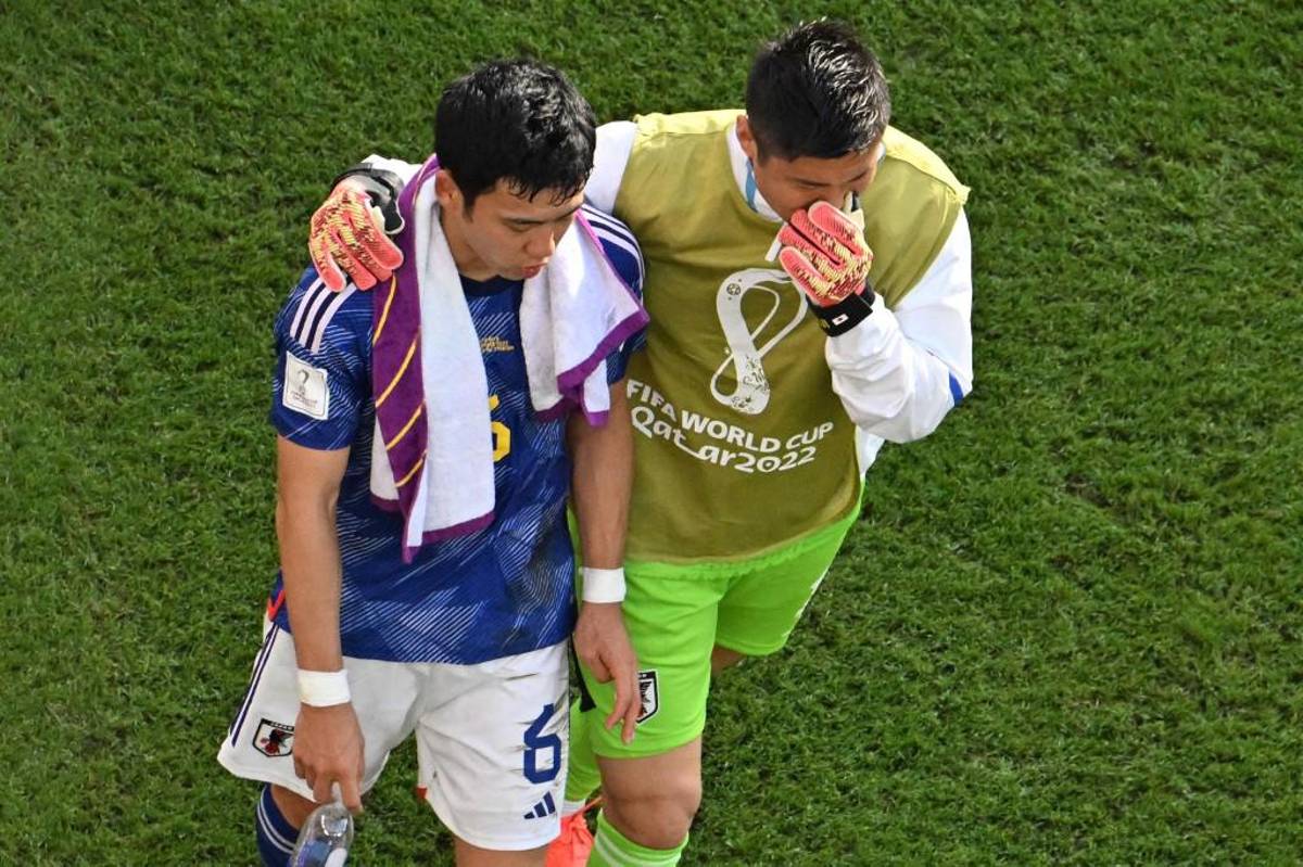 El golazo de Fuller, así festejaron los jugadores de Costa Rica tras vencer a Japón en el Mundial y los asiáticos hundidos