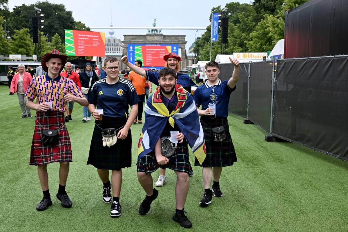 Gaitas, en faldas y con cervezas: afición de Escocia se toma Múnich previo al partido ante Alemania en la Eurocopa 2024