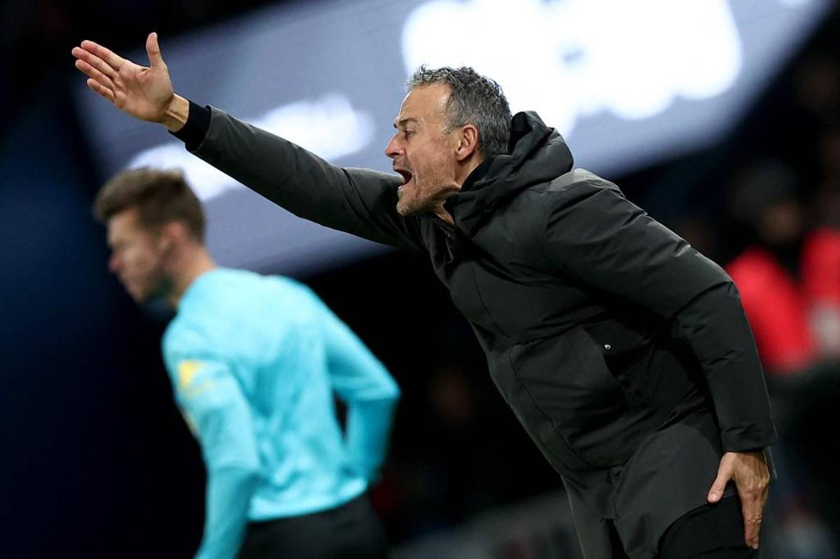 Luis Enrique implementó drásticas medidas en el PSG: espías, redes sociales y qué pasa si llegan tarde al entreno
