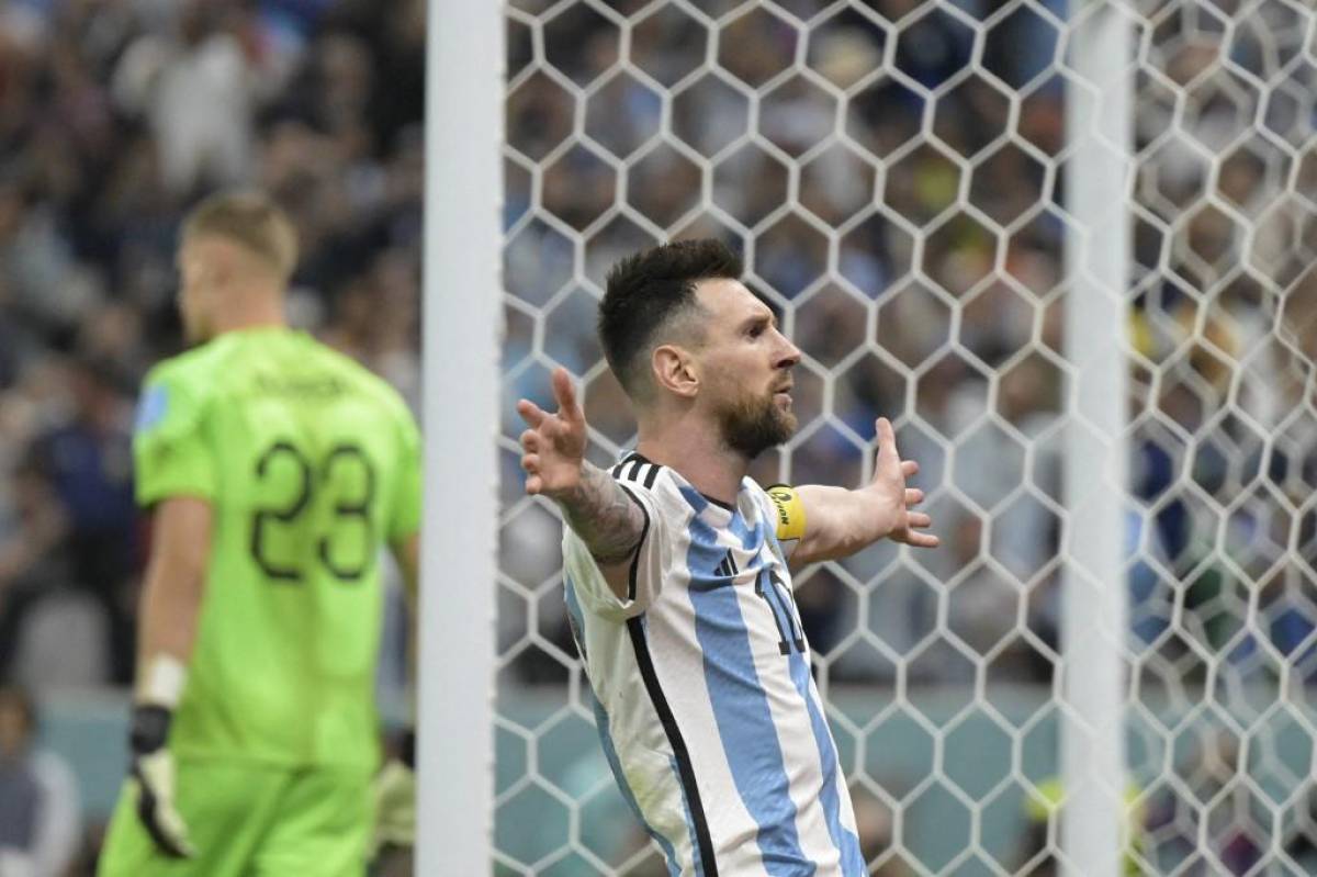 Con un enorme Dibu Martínez en los penales; Argentina clasifica a las semifinales del Mundial de Qatar 2022