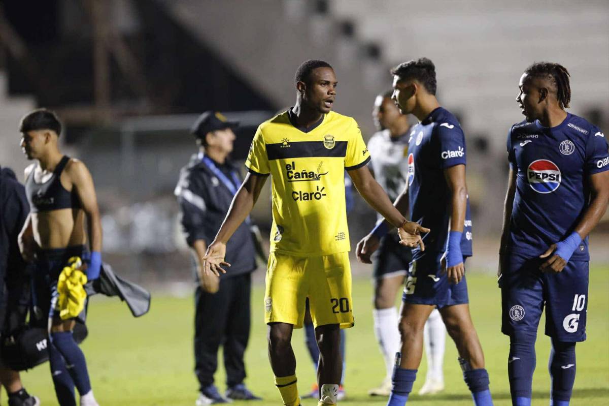 Celebración de Motagua, tristeza de Real España y los Auzmendi reciben tremenda motivación desde las gradas