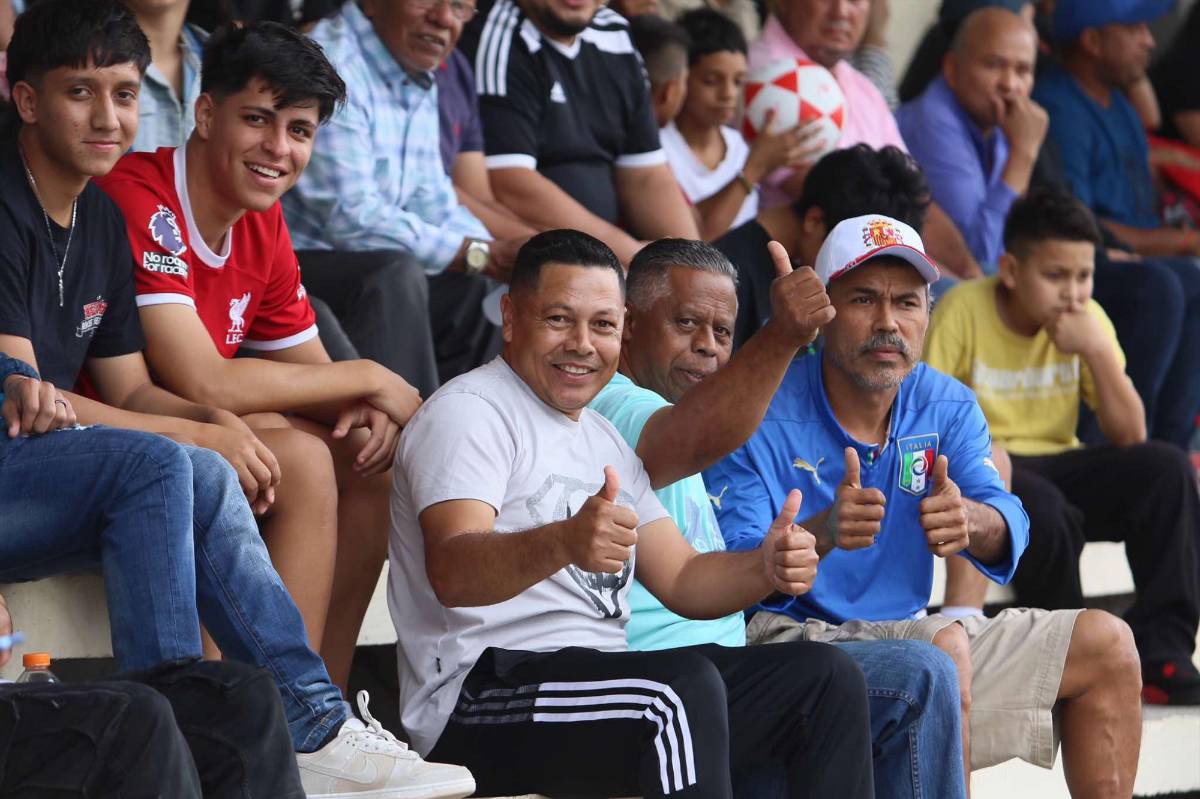 Goles, sorpresas e invitados: así se vivió el primer pulso de la gran final del torneo de reservas entre Motagua y Olimpia