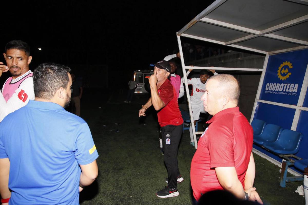 Bengston enfurecido, Troglio con dardazo y la decisión que tomó Olimpia: lo que pasó tras el apagón en Choluteca