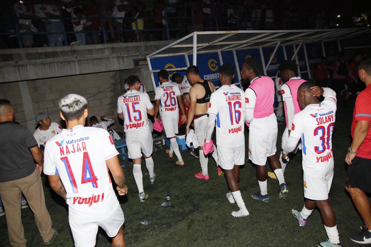 Bengston enfurecido, Troglio con dardazo y la decisión que tomó Olimpia: lo que pasó tras el apagón en Choluteca