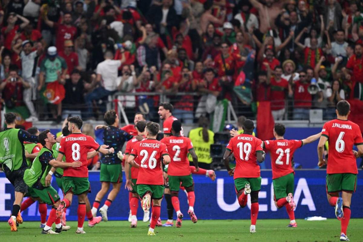 Cristiano Ronaldo lloró en la Eurocopa, pide perdón y así festeja la sufrida clasificación de Portugal a cuartos de final