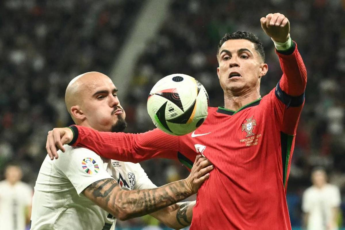 Cristiano Ronaldo lloró en la Eurocopa, pide perdón y así festeja la sufrida clasificación de Portugal a cuartos de final