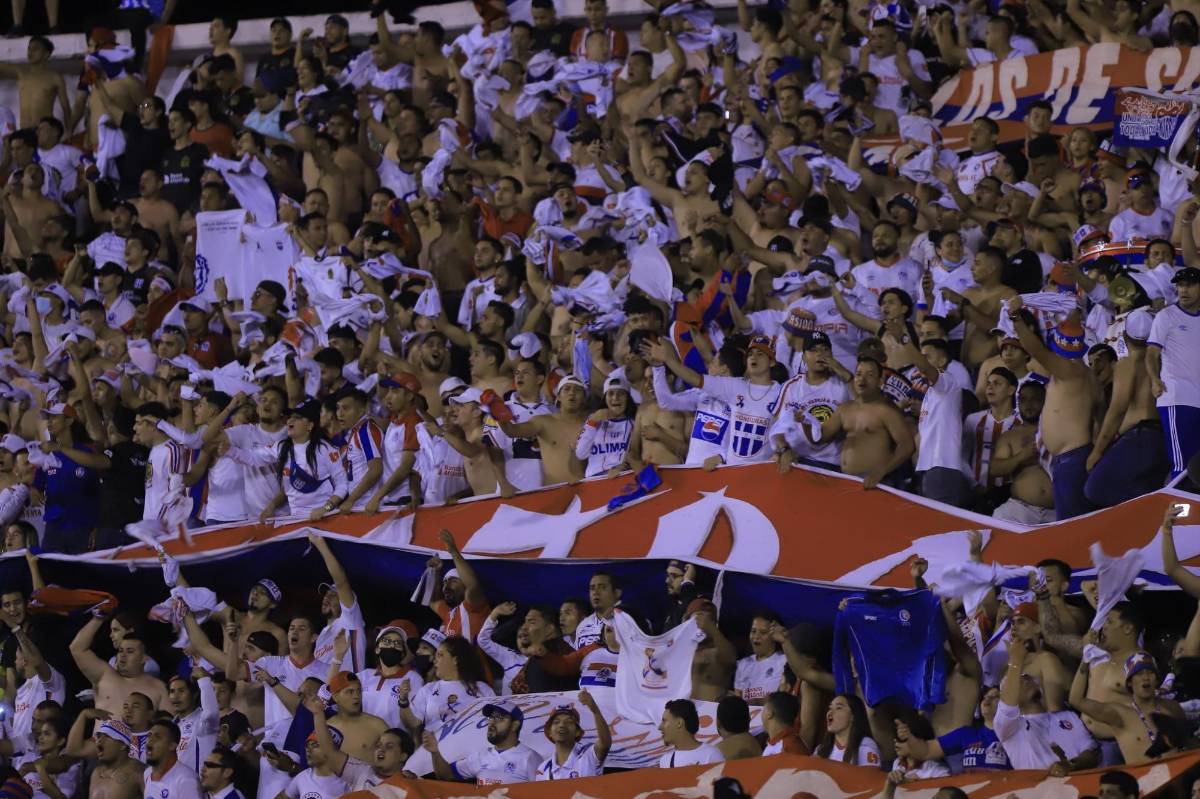 Se olvidó de su lesión y se fue al estadio, lo que Maylor y José García andaban en el pelo y nadie se dio cuenta y ¿con quién celebró Benguché?