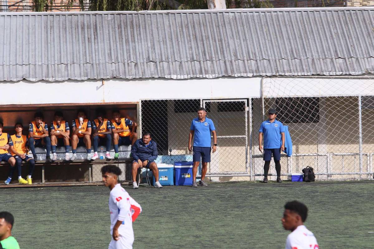 Goles, sorpresas e invitados: así se vivió el primer pulso de la gran final del torneo de reservas entre Motagua y Olimpia