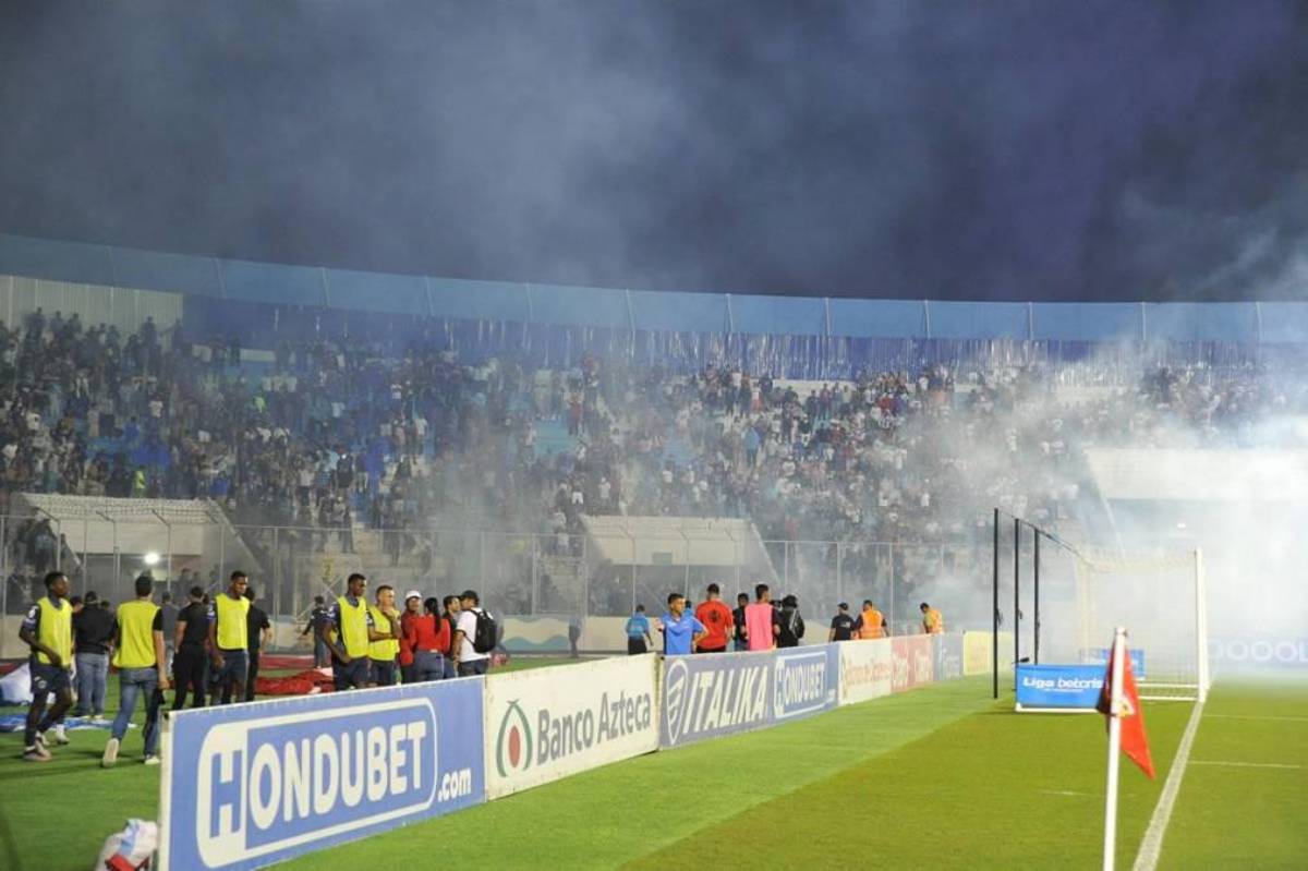 NO SE VIO EN TV: El castigo que viene a Olimpia, la bronca que se armó al final y todos los jugadores de Motagua hundidos