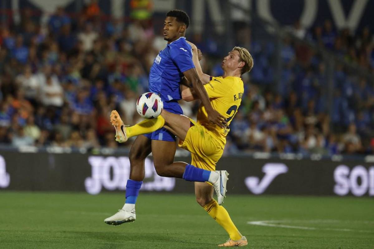 En un polémico final: Barcelona pierde sus primeros puntos de la temporada tras empatar contra Getafe; Choco Lozano debutó