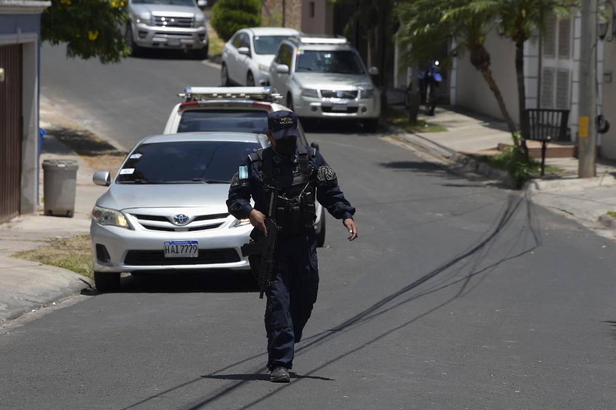 Propiedades, autos y productos financiero: Los 33 bienes que le incautaron al ex presidente de Honduras Juan Orlando Hernández