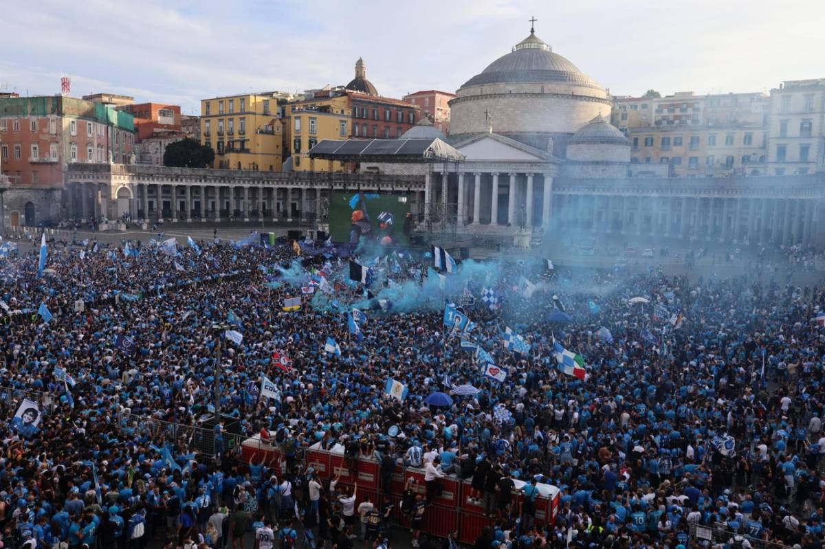 Jugador del PSG festeja el título del Napoli, Lautaro e Inter rozan el fracaso y el que se retiró del fútbol con una tarjeta roja
