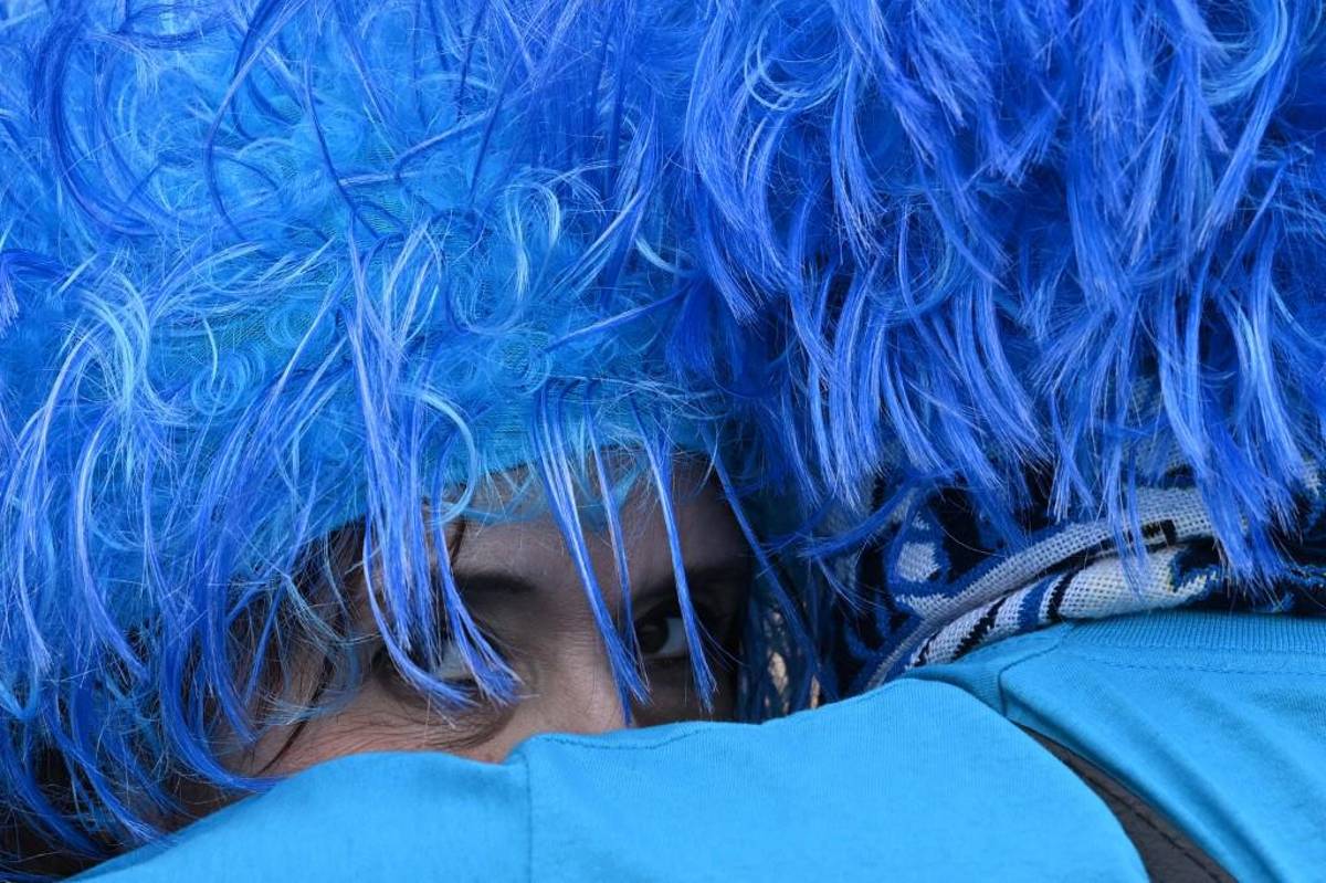 Se quedaron con la fiesta hecha: las duras fotos del día que Napoli falló en coronarse campeón de Italia; Osimhen llorando