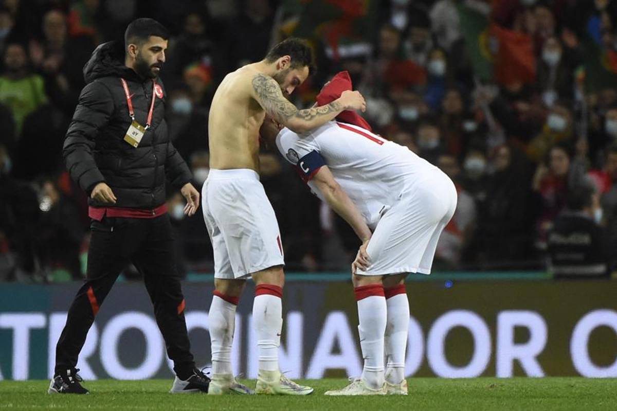 ¡Macedonia enloquece, Portugal avanza y los golazos de Bale! Las postales de la primera ronda de repechajes en Europa