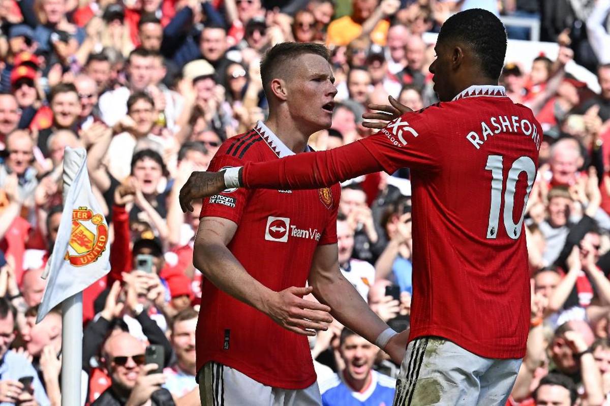 Manchester United cumple contra Everton y mantiene su puesto de Champions; pierde a Rashford por lesión
