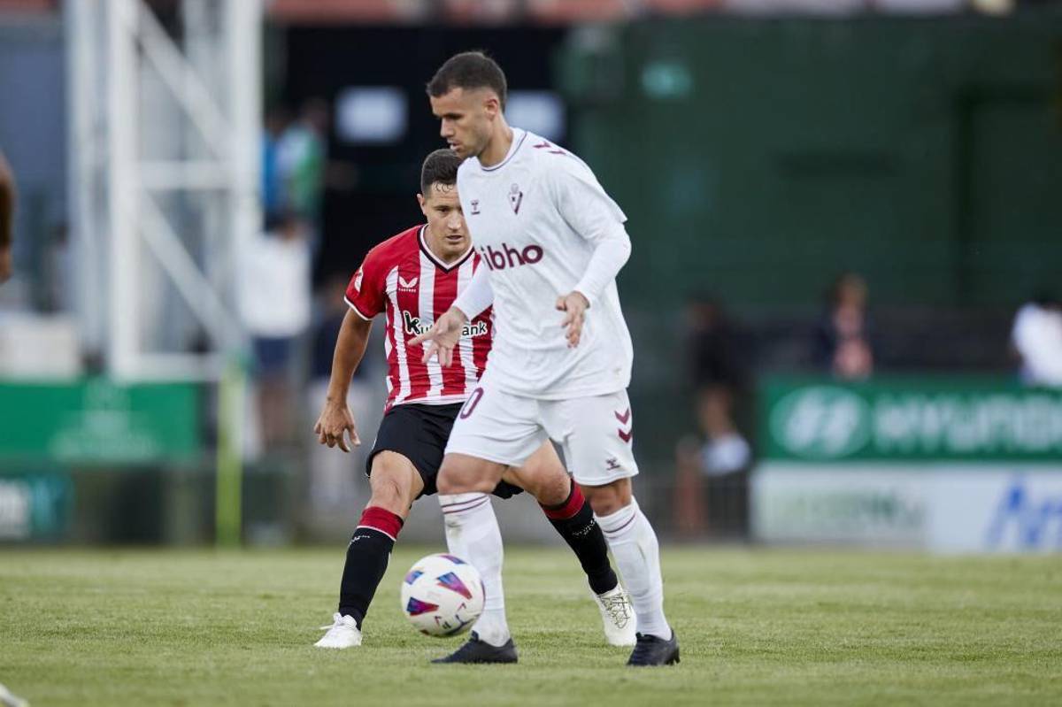 Quedaron fuera de Real Madrid y Barcelona; Keylor Navas busca equipo: los mejores jugadores que están libre