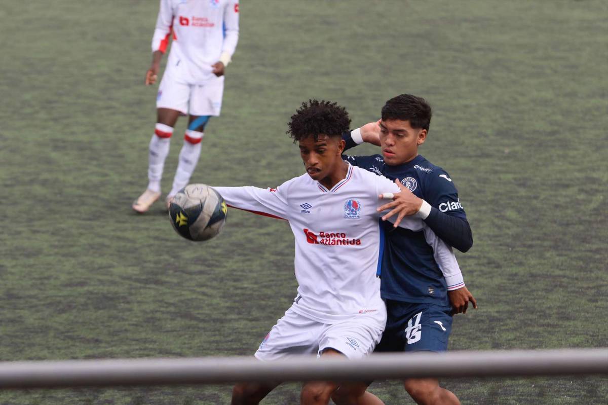 Goles, sorpresas e invitados: así se vivió el primer pulso de la gran final del torneo de reservas entre Motagua y Olimpia