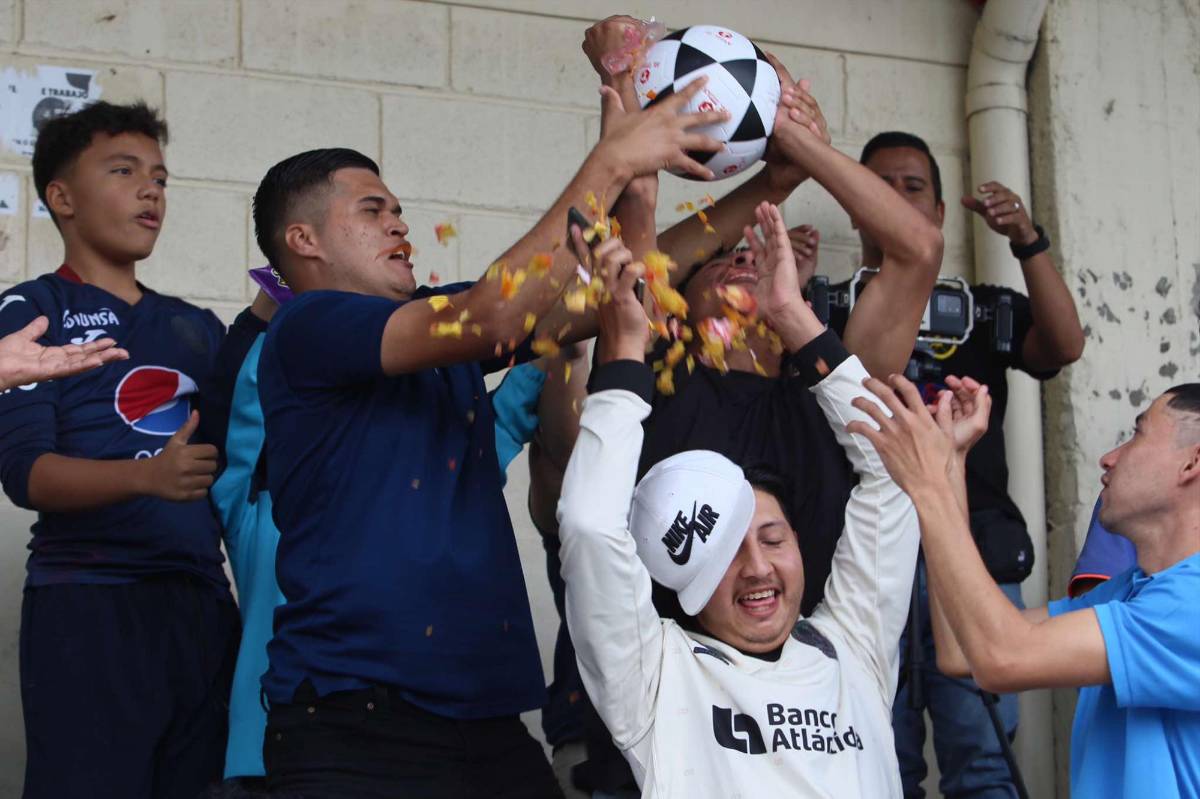 Goles, sorpresas e invitados: así se vivió el primer pulso de la gran final del torneo de reservas entre Motagua y Olimpia