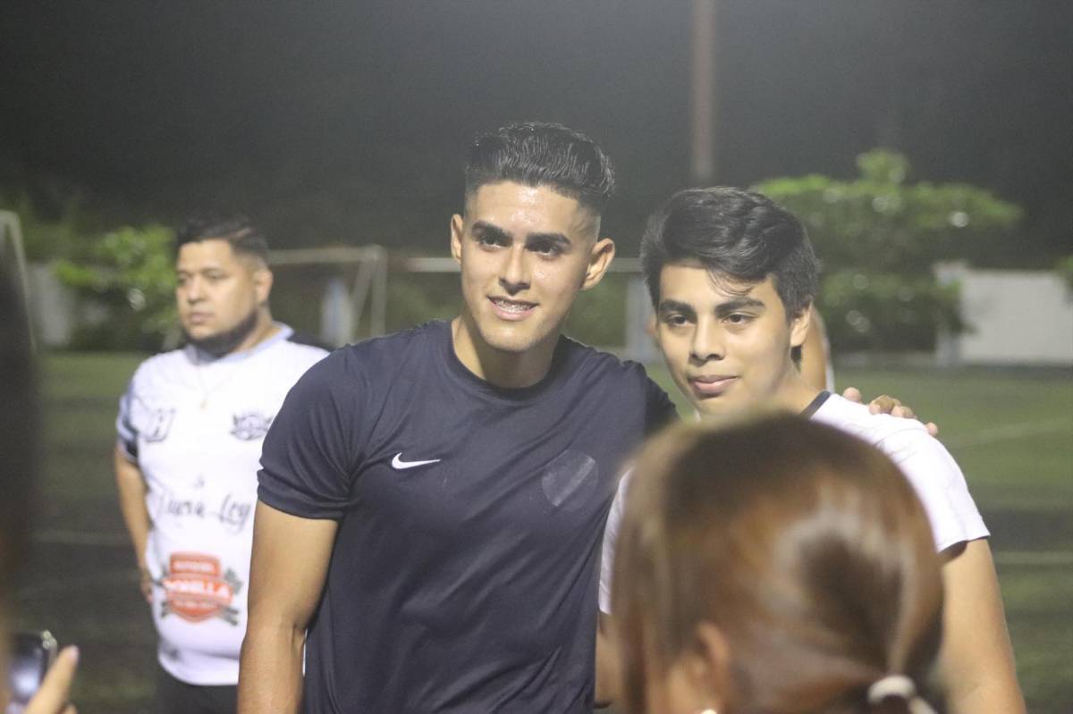 Mercado: Dos hondureños más a Europa, el equipo que quiere a Kervin Arriaga y bajas en Real España y Vida