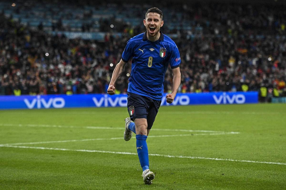 ¡Romperán el mercado! Los 25 cracks que son libres y pueden firmar por cualquier equipo a partir del 1 de enero de 2023: Puede ir del Madrid al Barça