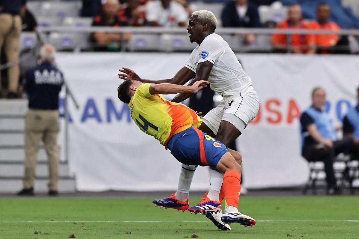 El motivo del enfado de Christiansen, polémicas del árbitro italiano y tristeza de Panamá al caer en Copa América