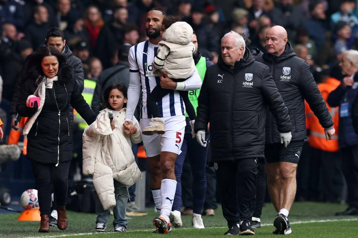 Interrumpido un partido de la FA Cup por fuertes incidentes en las gradas: futbolista tuvo que sacar a su familia