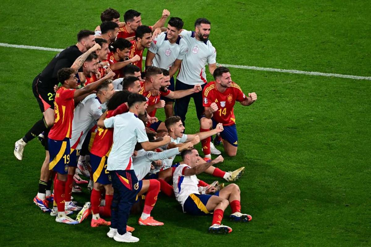 La venganza de Yamal, gesto perdedor de Mbappé a España por la final; bronca entre Cucurella y Dembélé en la Euro 2024
