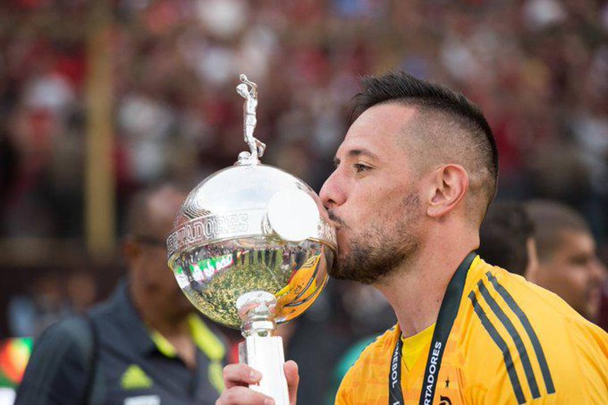 Se hartó de no jugar y se quiere ir de Real Madrid; Guardiola recibe duro golpe y la decisión de Barcelona con Pedri y Araújo