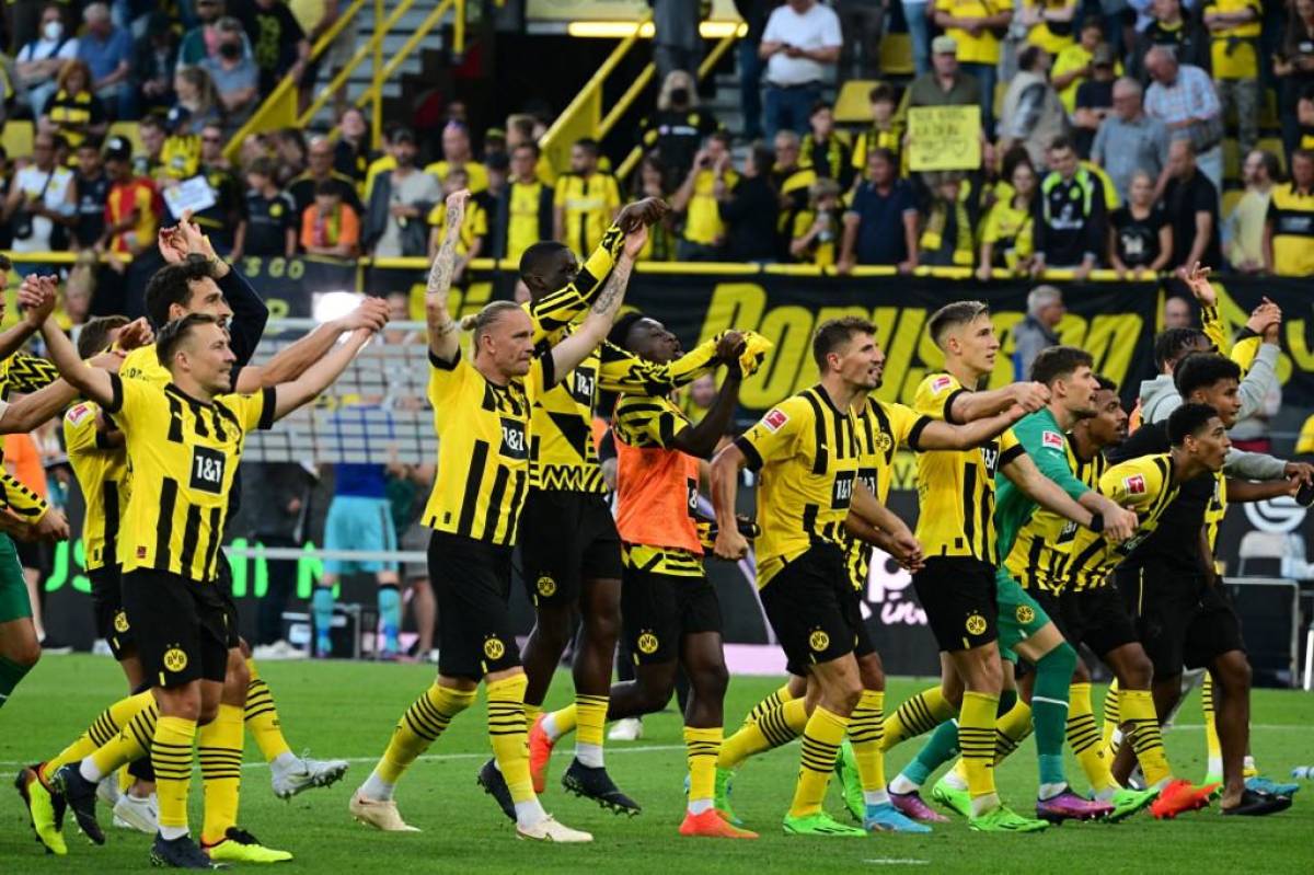 Bundesliga: Borussia Dortmund sufre para ganar al Bayer Leverkusen; Marco Reus se estrenó en el inicio de la temporada 2022-23