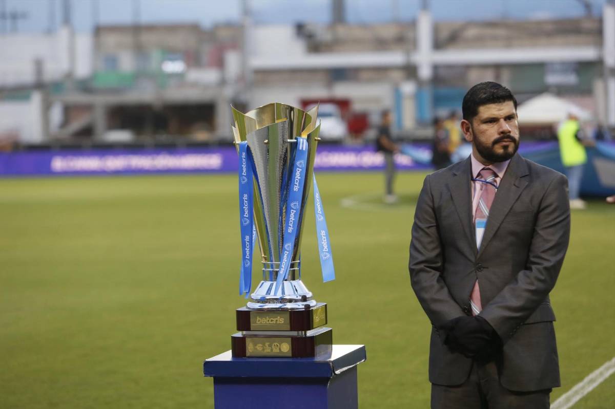 Los locos que se colaron a ver la final en el Nacional, el tremendo llenazo de Olimpia y tristeza de Marathón; invitado especial