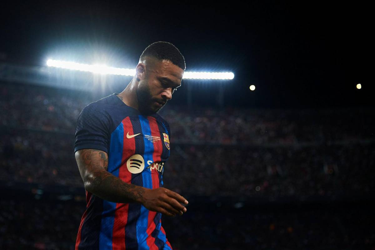 Llegó al Barcelona en este mercado y pide salir; ofertón del United por figura del Real Madrid y Cavani jugará en España