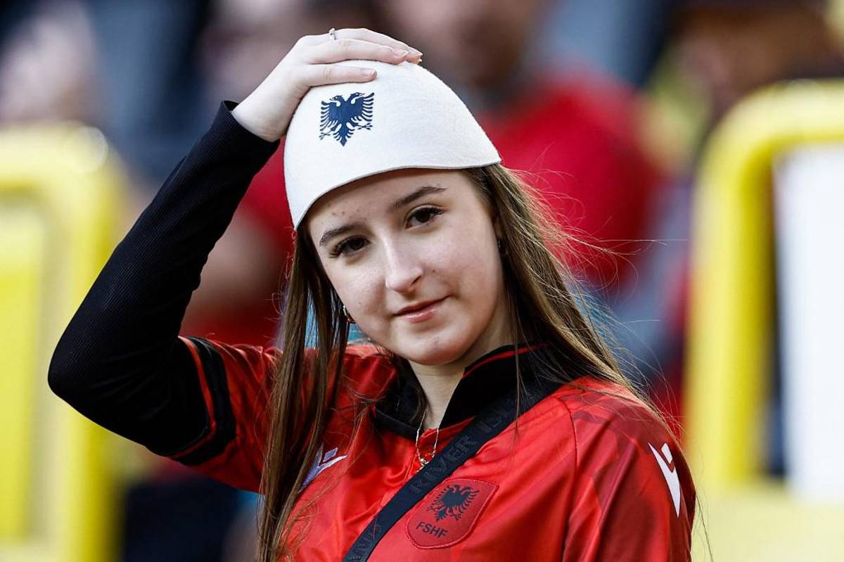 Invasión en la Eurocopa 2024, las preciosas aficionadas y el ‘9’ de Hungría se hizo viral por su físico