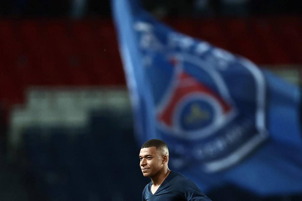 Mbappé está a la venta y desafía al PSG: los otros descartados que entrenan con Kylian y que se irán del club