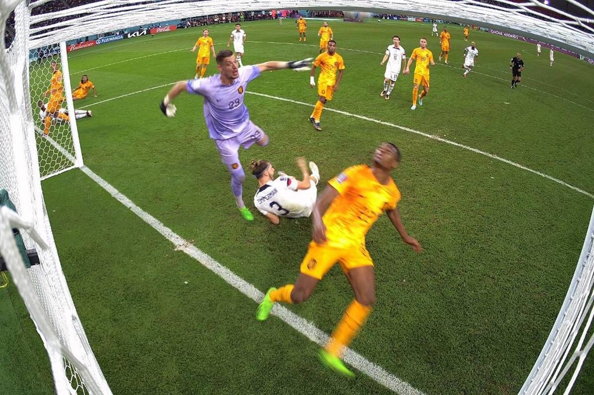 Jugó contra el país que nació y perdió; la emotiva dedicatoria y la tristeza de EEUU al ser eliminado por Países Bajos del Mundial