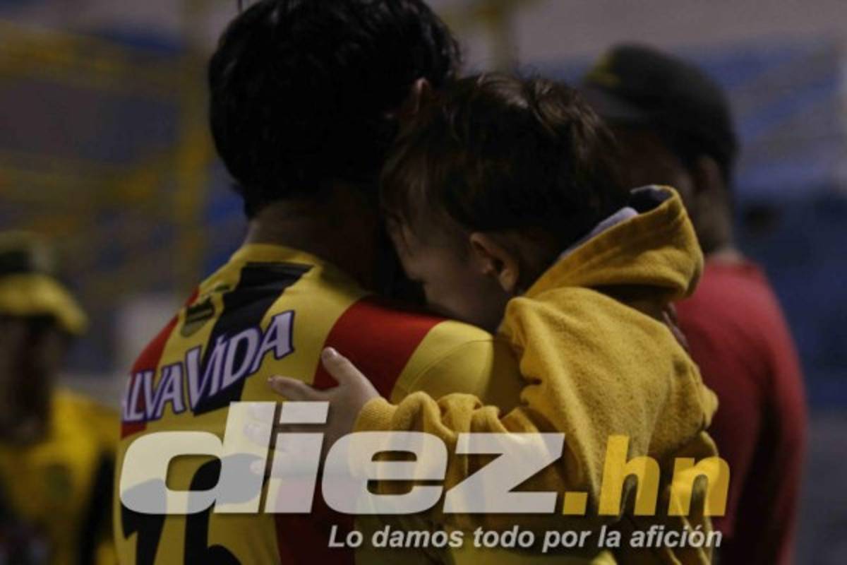 Impactantes imágenes: Terror y drama en el estadio Morazán tras actos vandálicos