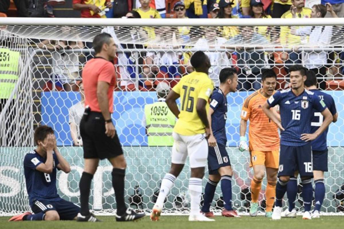 NO VISTE EN TV: El festejo de los japoneses y las caras tristes de los jugadores de Colombia