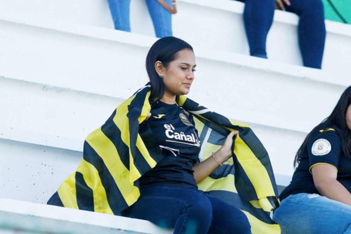 ¡Cositas! El Excélsior se luce y nos muestra la belleza de la jornada en Honduras