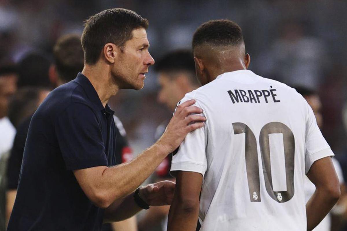 División en el vestuario del Real Madrid: los siete futbolistas que están molestos con Xabi Alonso y quieren echarlo