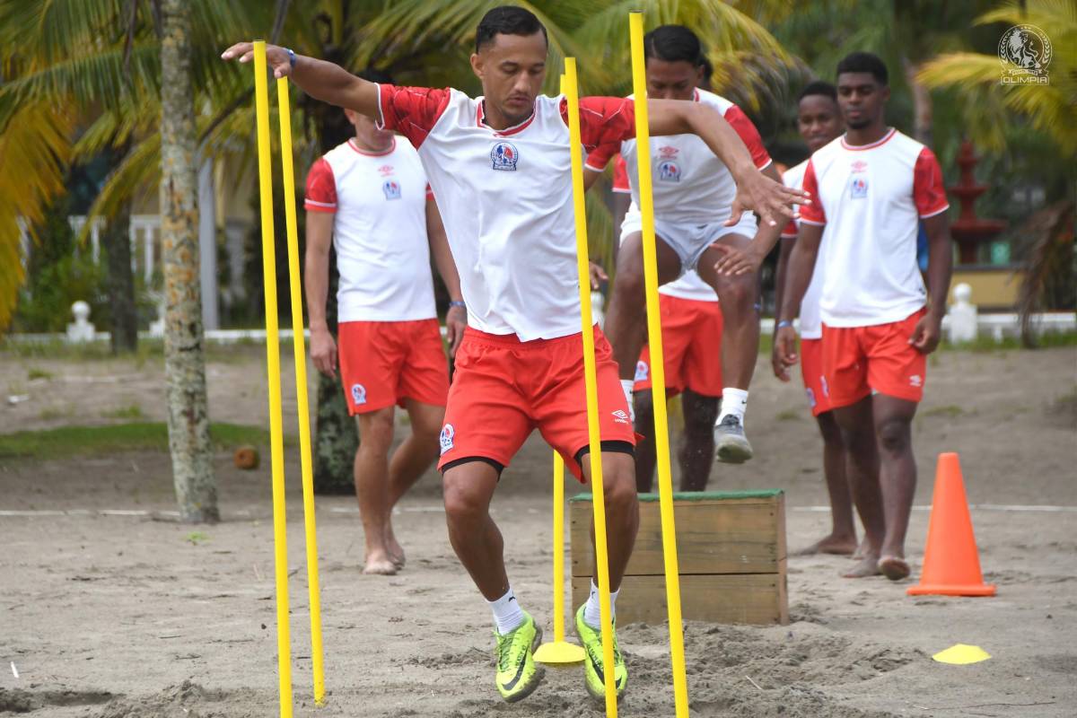 ¡Camino al título! Así prepara su pretemporada el Olimpia de Pedro Troglio en las bellas playas de Tela