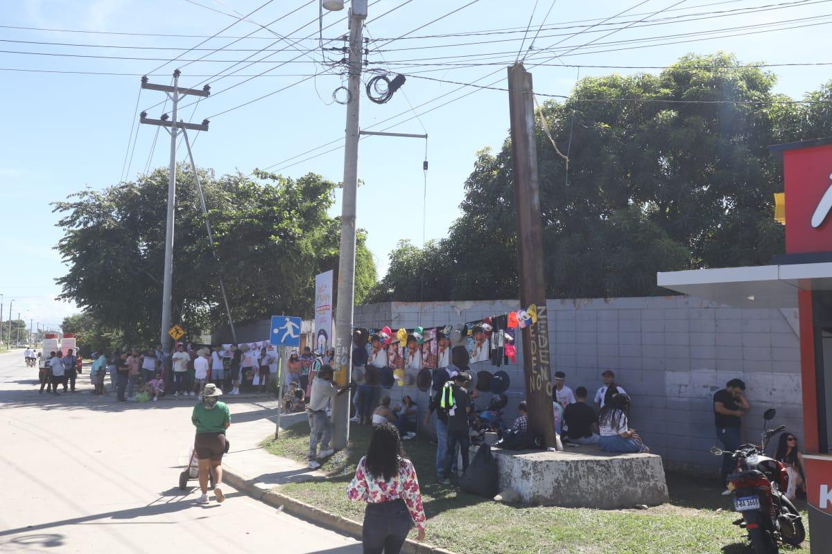 Bad Bunny ya hace del Olímpico de San Pedro Sula una fiesta que se estima sobrepase cualquier partido de eliminatoria mundialista