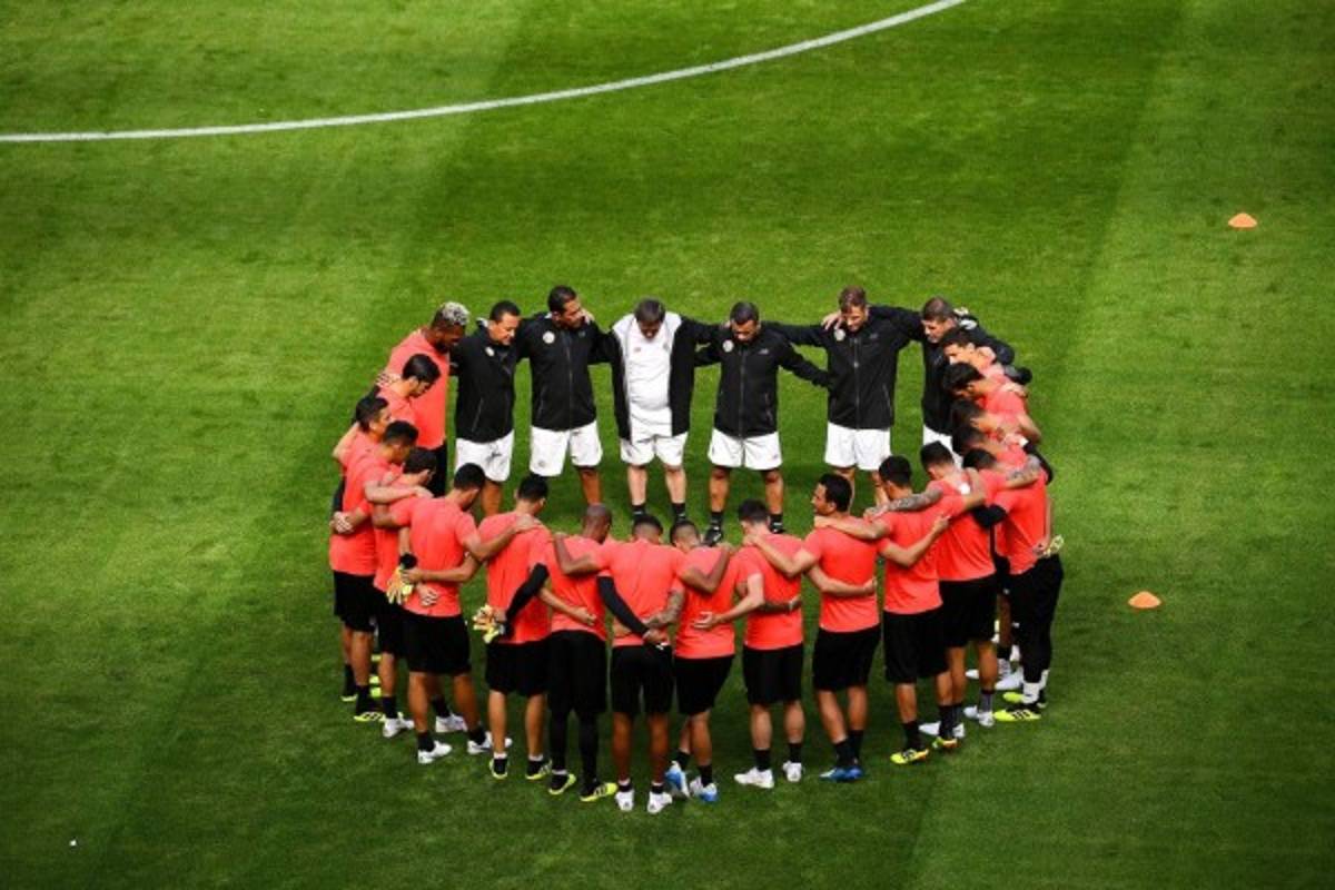 FOTOS: Así fue el entreno de Costa Rica en Samara para el debut en Rusia 2018