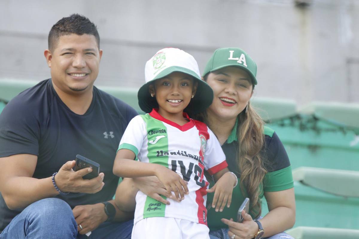 Frustración en Marathón, euforia en Lobos UPNFM y saludo cordial entre los técnicos