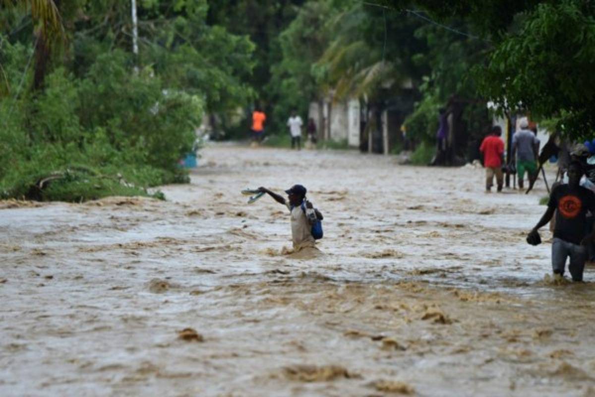 Las imágenes más impactantes del paso del Huracán Matthew por el Caribe