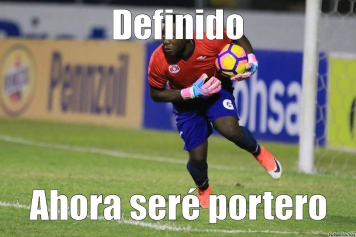 ¡PARA REÍR! Wilmer Crisanto y sus memes por ser portero