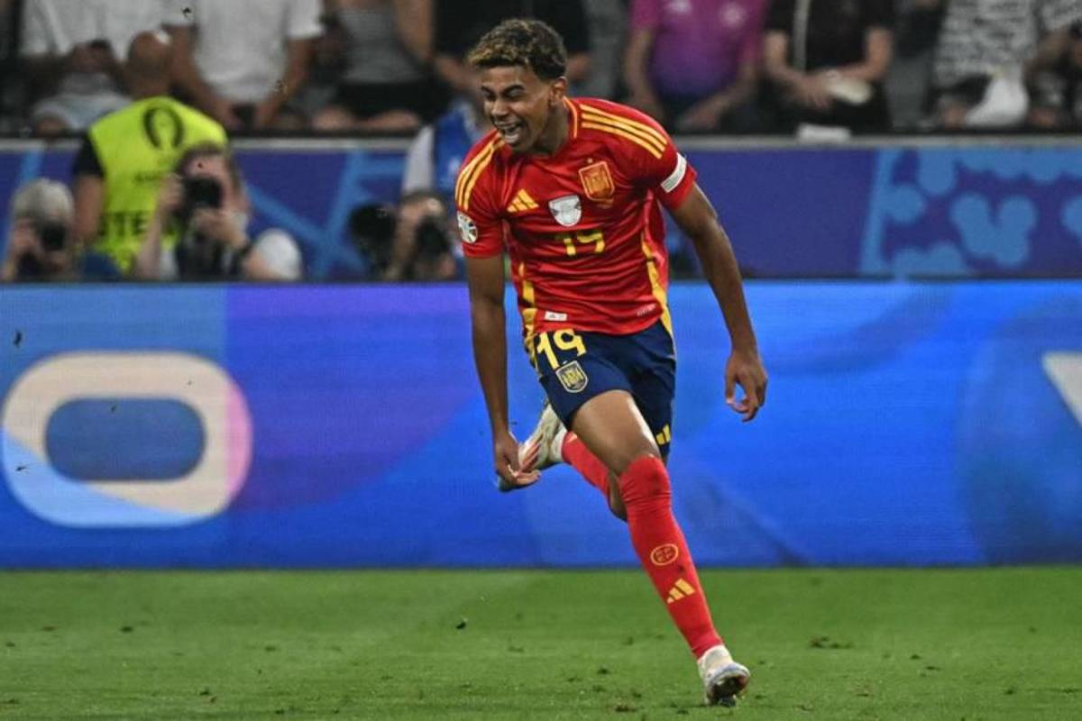 Así es la bella y ‘misteriosa’ novia de Lamine Yamal, la perla de España: ¡captados acaramelados en la Eurocopa!