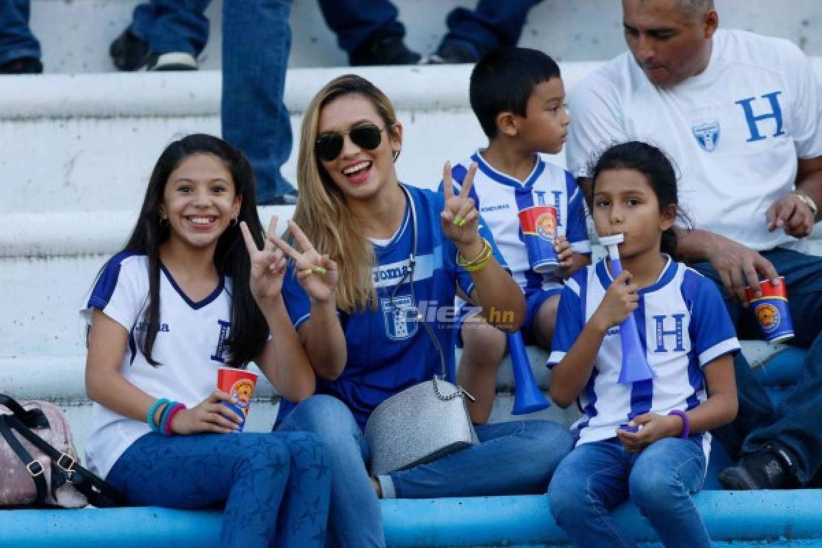 La selección de Honduras recibe otra vez el cariño y calor del estadio Olímpico