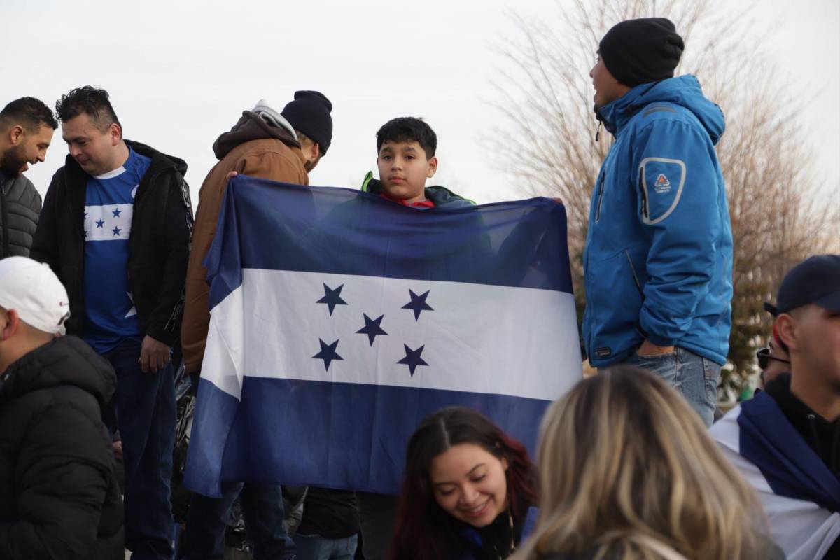 ¡Afición de Honduras se hace sentir en el frío Canadá! Los catrachos que llegaron al BMO Field por Nations League