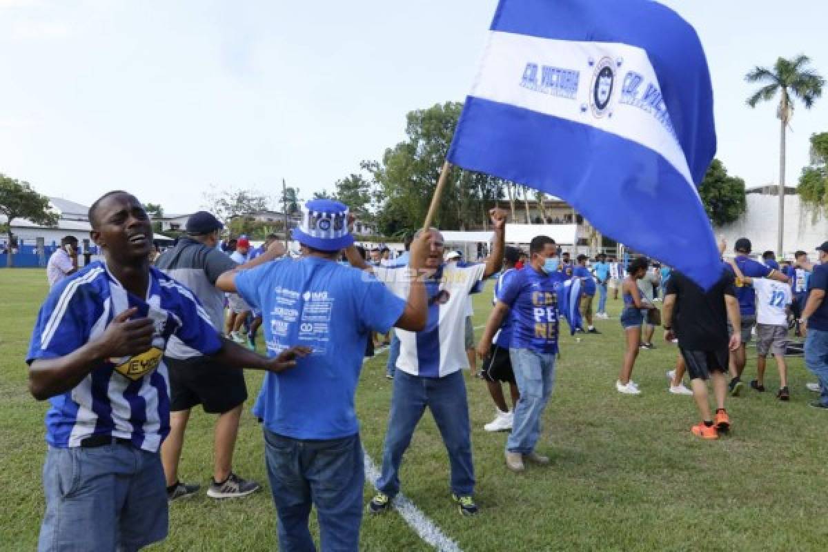 ¡La Ceiba está de fiesta y 'La More' se roba el show en la celebración del título de Victoria!