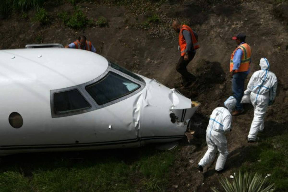 Las otras imágenes que no has visto del avión que se salió de la pista en el aeropuerto Toncontín